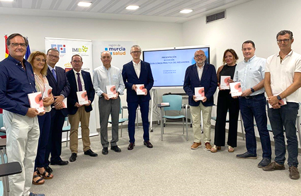 Salud publica la nueva guía clínica práctica del melanoma en la que participan 42 expertos